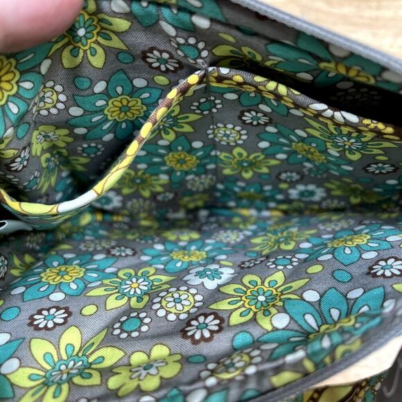 Vera Bradley Green Floral Crossbody Small Purse - Picture 8 of 8